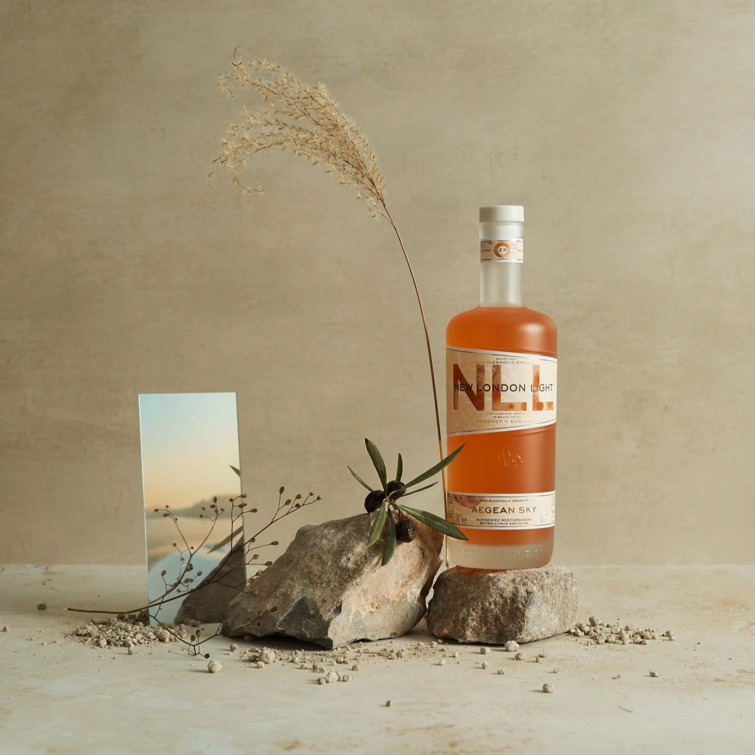 Salcombe 'Aegean Sky' New London Light, Non-Alcoholic Spirit, 0%